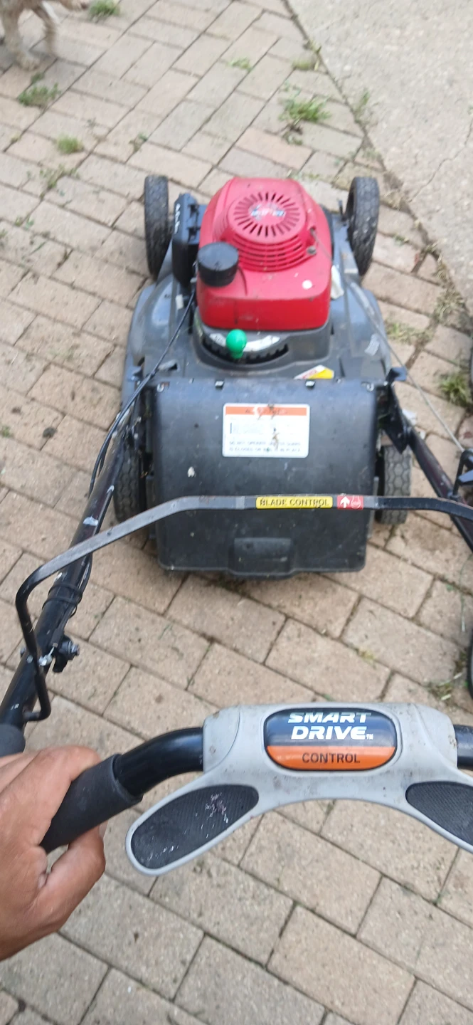 Honda HRX217 Lawnmower - photo 5