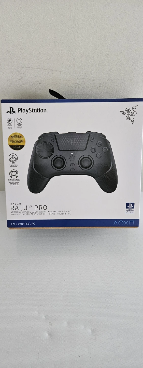 Razer Raiju V3 Pro Wireless Controller for PlayStation 5 & PC