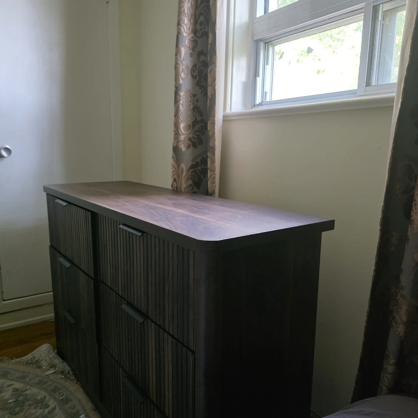 Dark Wood Dresser - 6 Drawer
