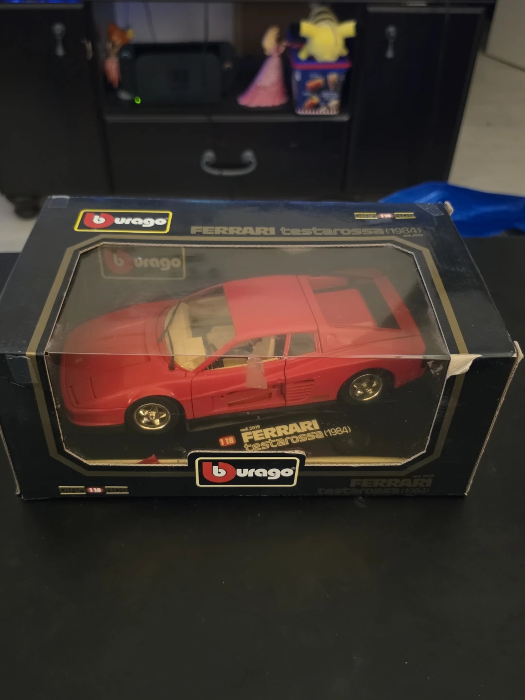 Burago Ferrari Testarossa (1984) Die-Cast Car