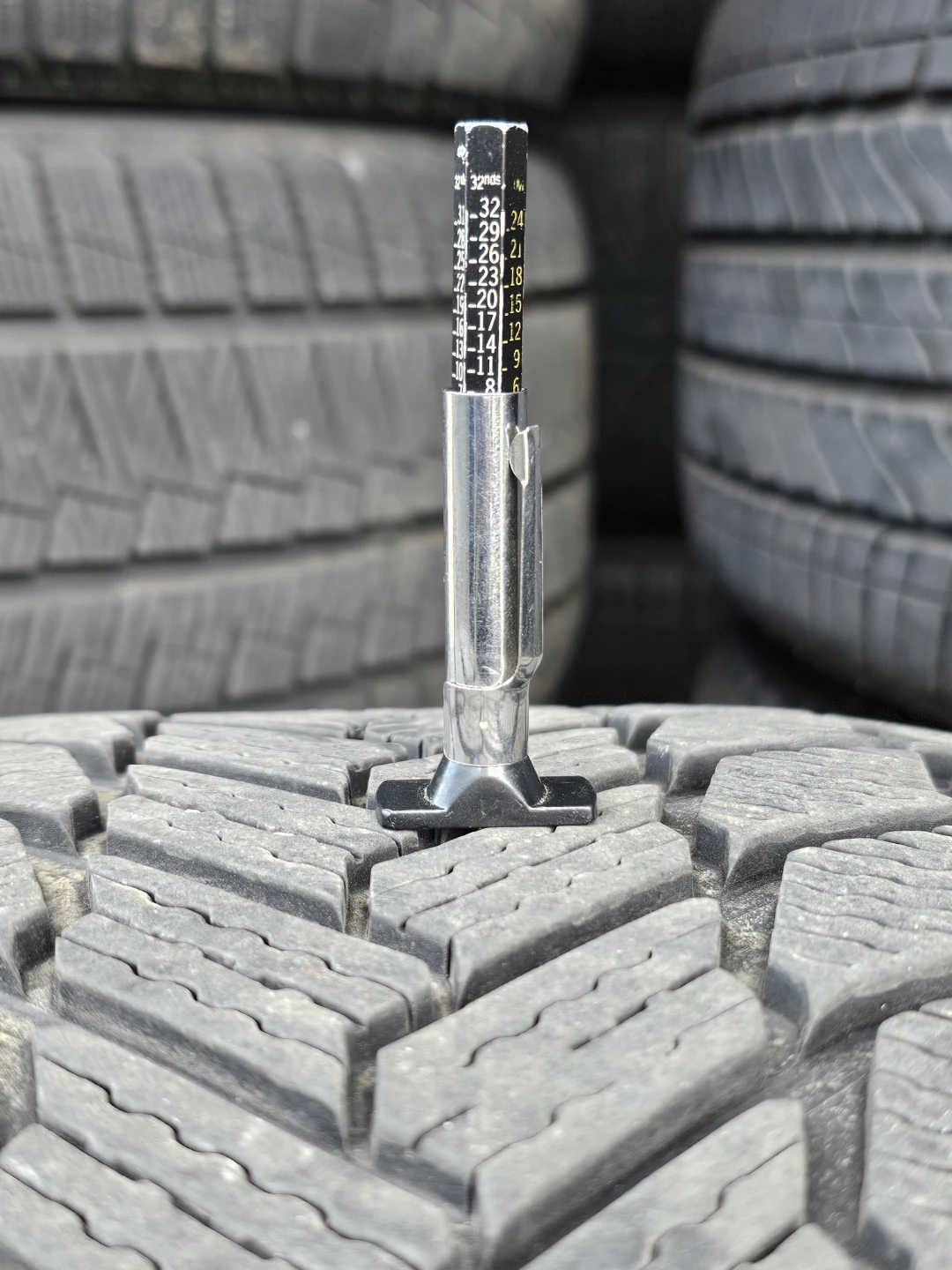 245/40 R19 WINTER TIRES - photo 5