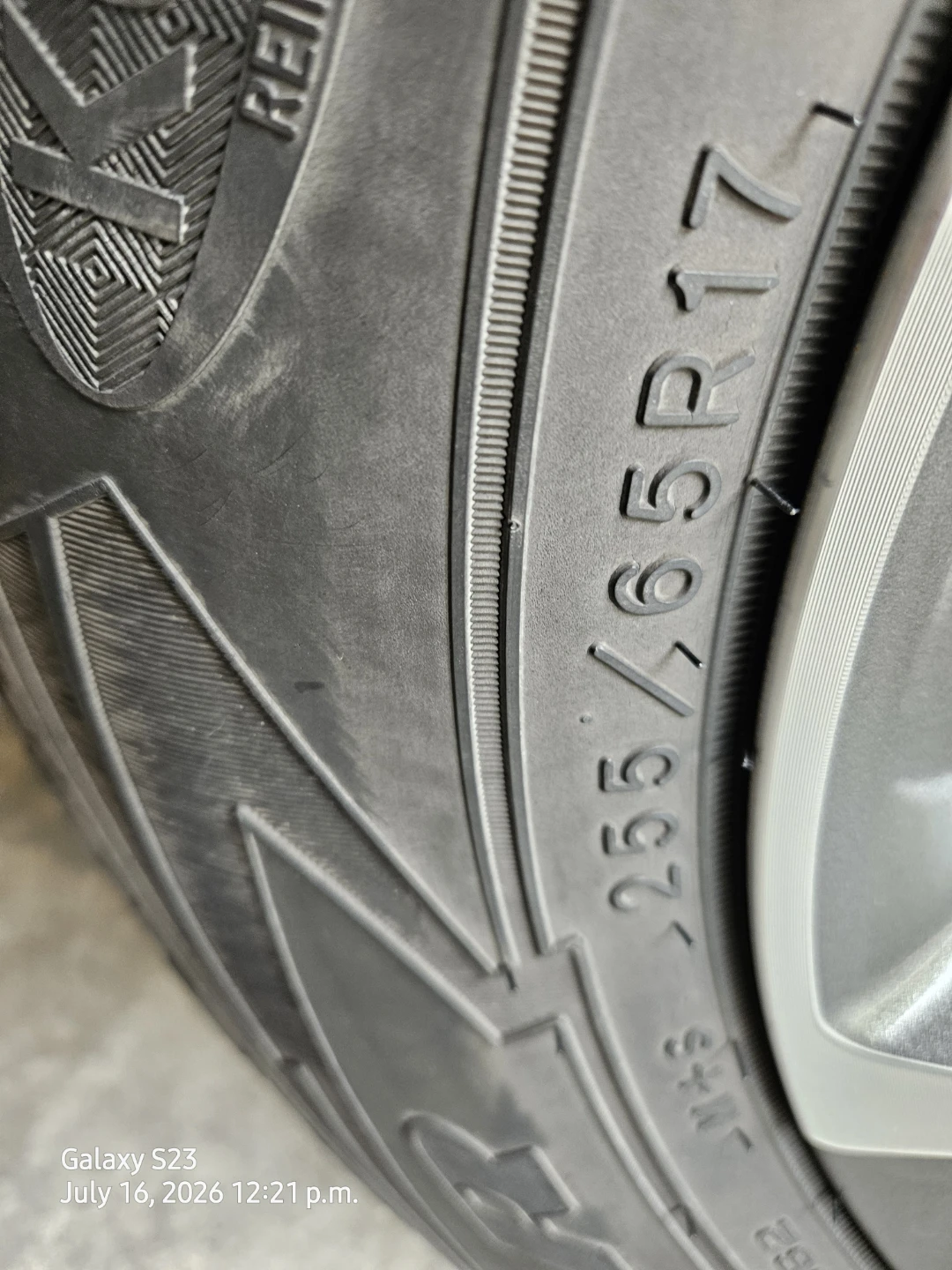 Goodyear Wrangler Tire 255/65R17 - photo 4