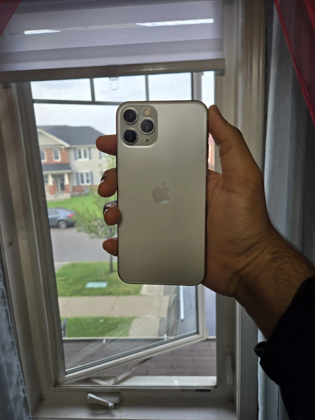 Apple iPhone 11 Pro 256Gb - photo 2