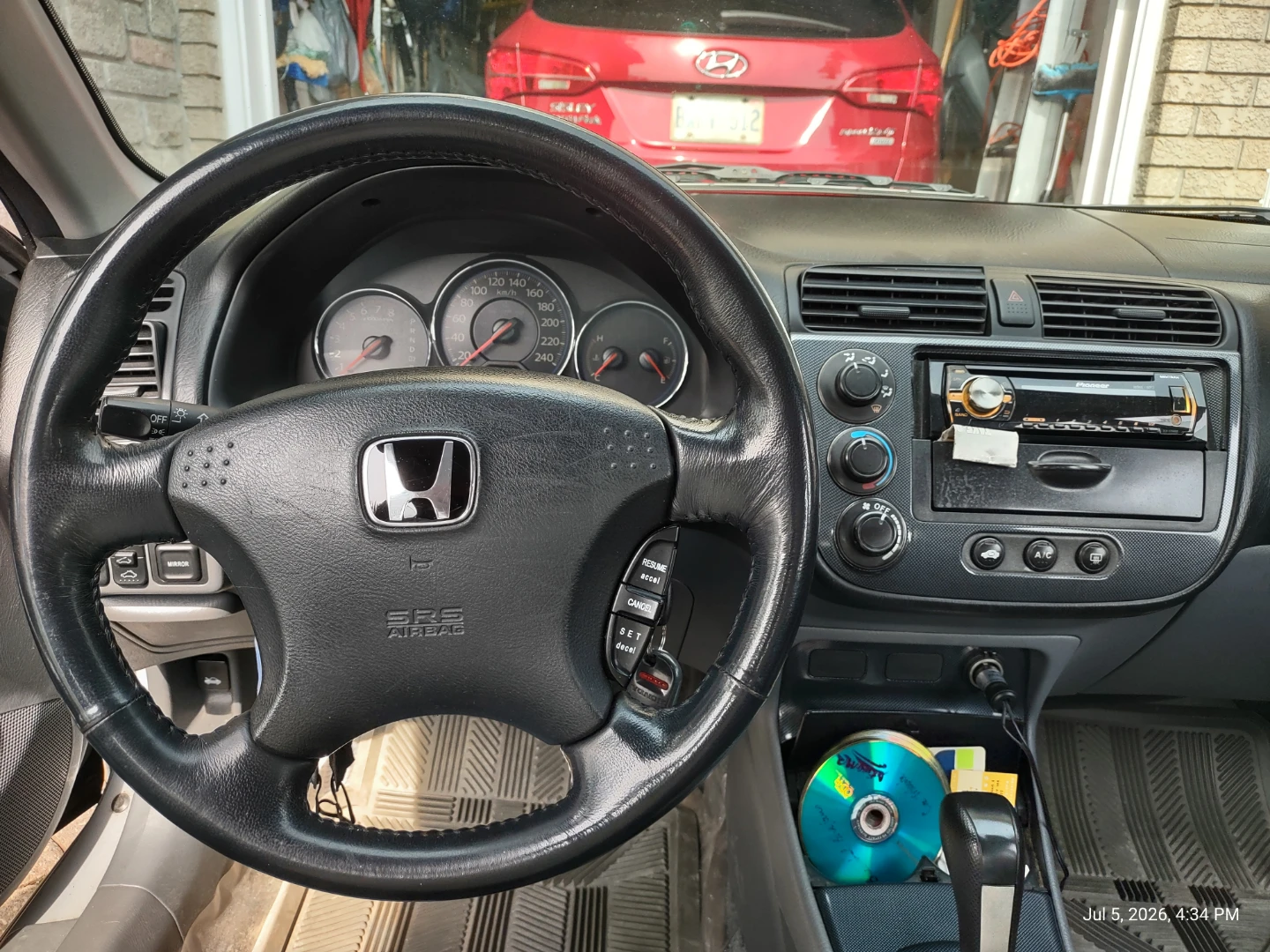 2004 Honda Civic - photo 2