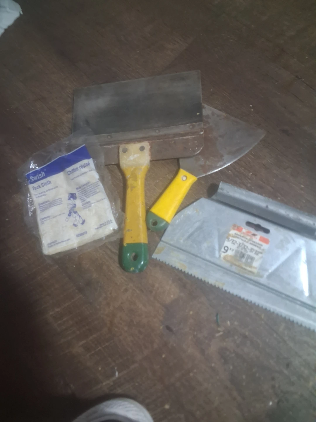 Paint Brushes and Scrapers Set