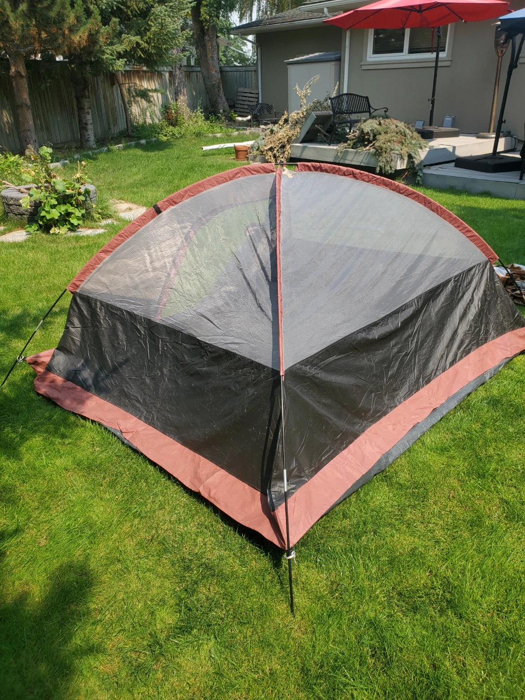 Ozark Trail 12ft. x 9ft. 4 Pole Dome Tent - Sleeps 6 - photo 5