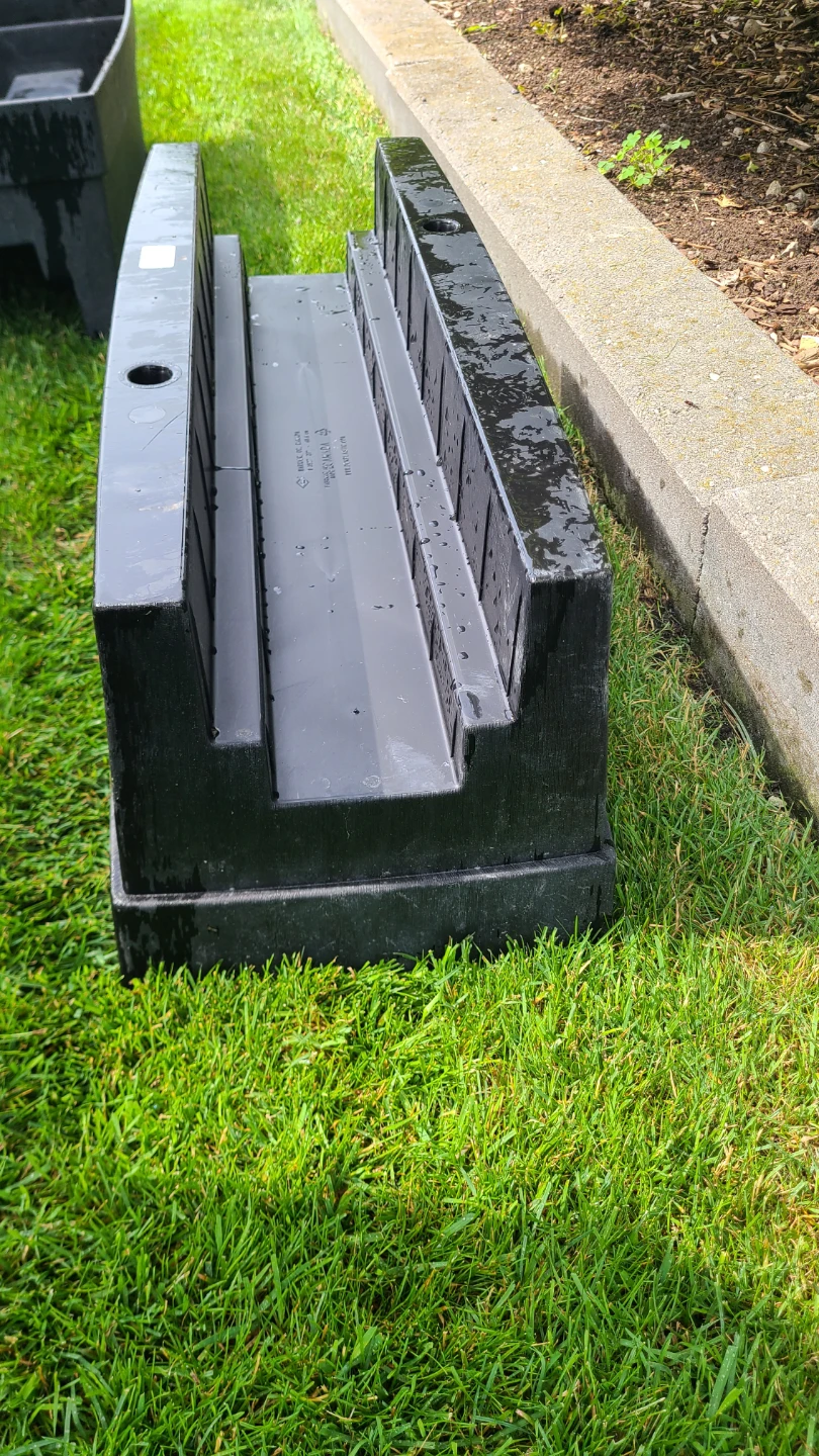 Plastic DCN 27" Rail Planter Box - photo 5