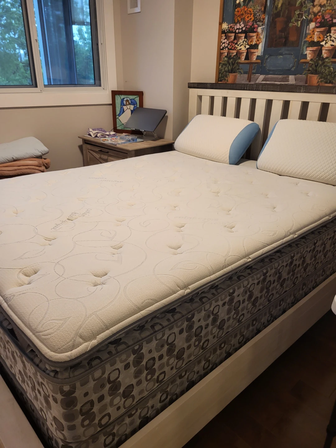 Queen Bed Frame and Mattress Set - photo 3