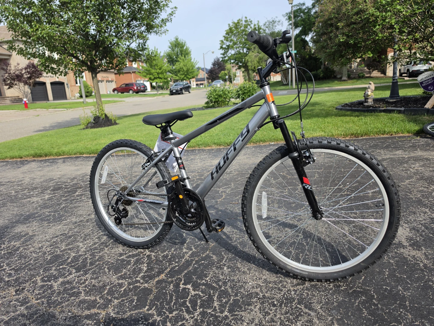 Huffy Mountain Bike - photo 3
