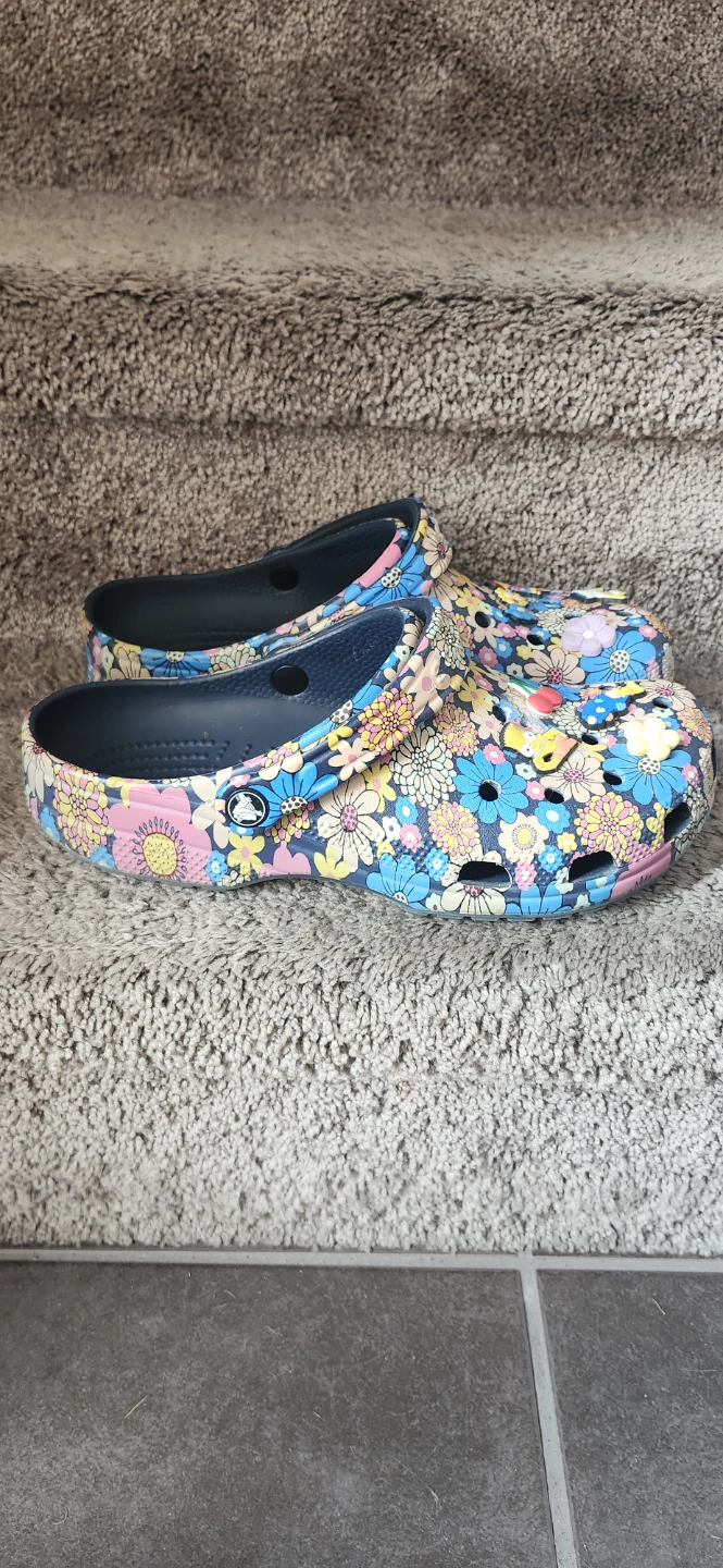 Women's crocs - photo 2