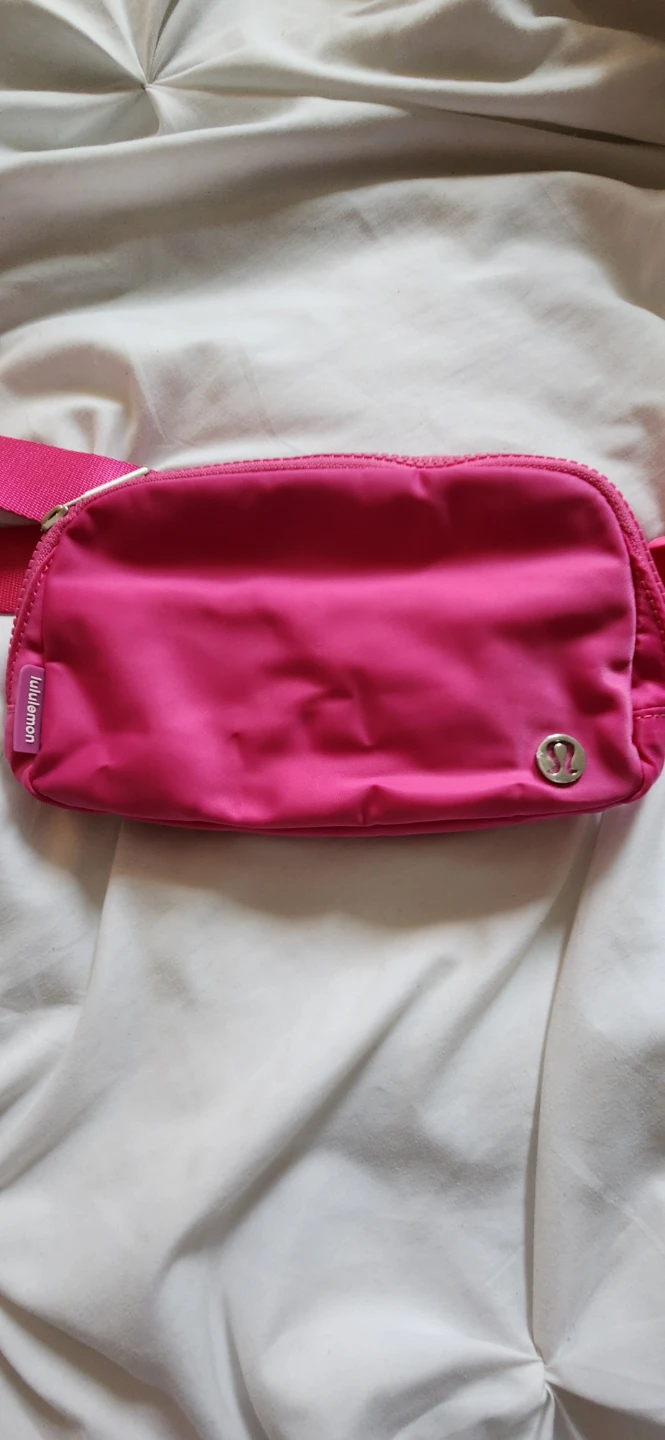 Lululemon Everywhere Belt Bag - Pink - photo 2