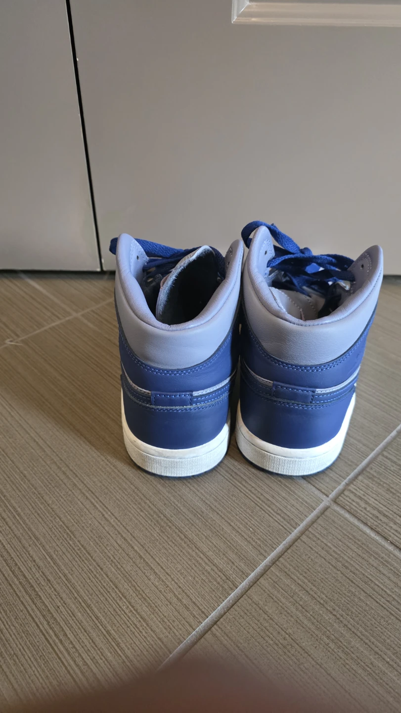 Air Jordan 1 Mid SE Royal Blue Grey Sneakers - photo 3