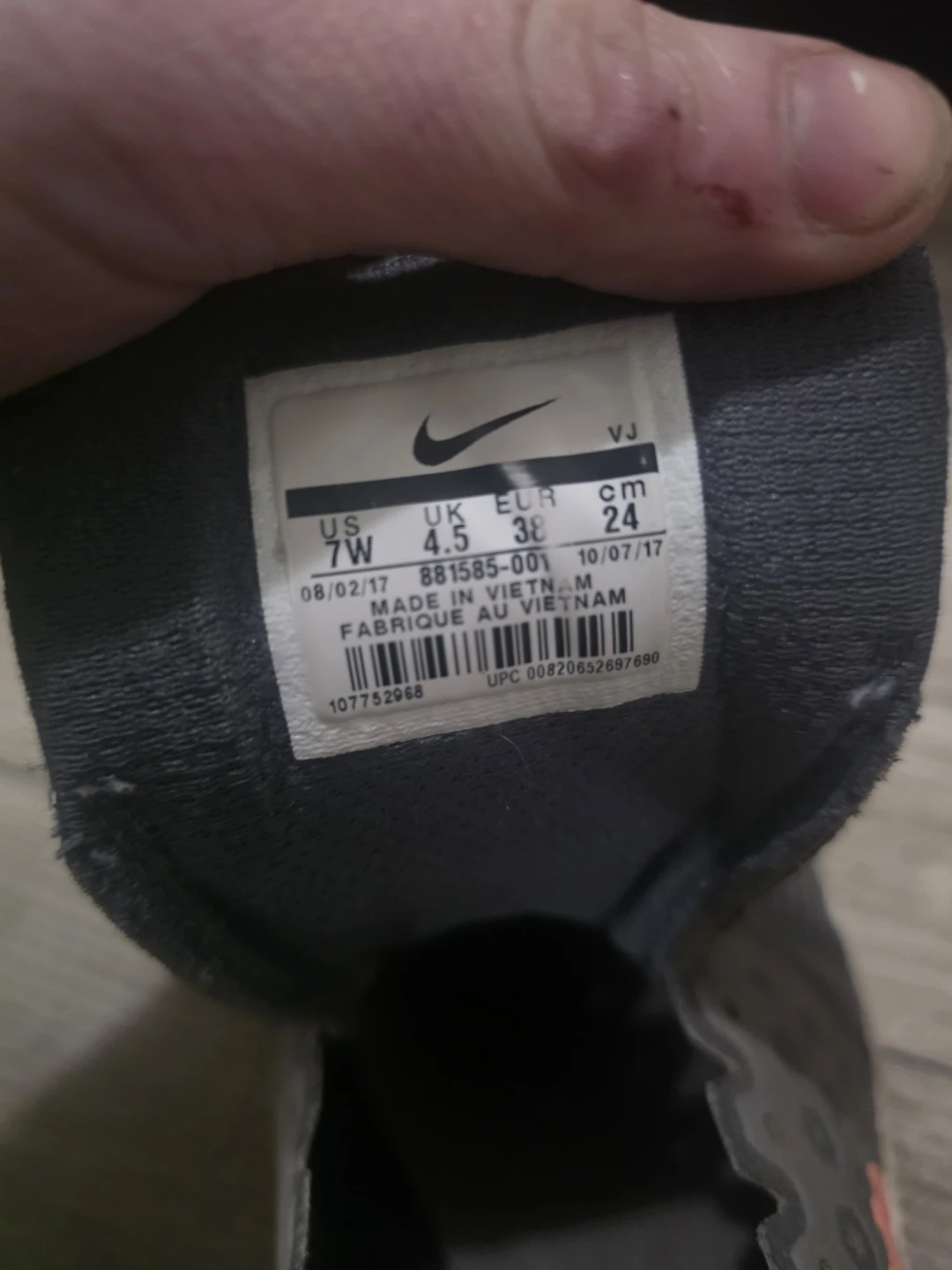 Nike shoes - photo 2