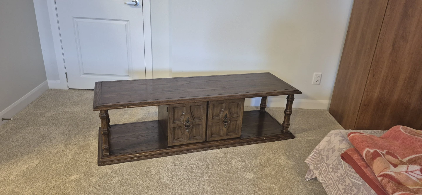 Vintage tv stand Table with Cabinet Doors - photo 5