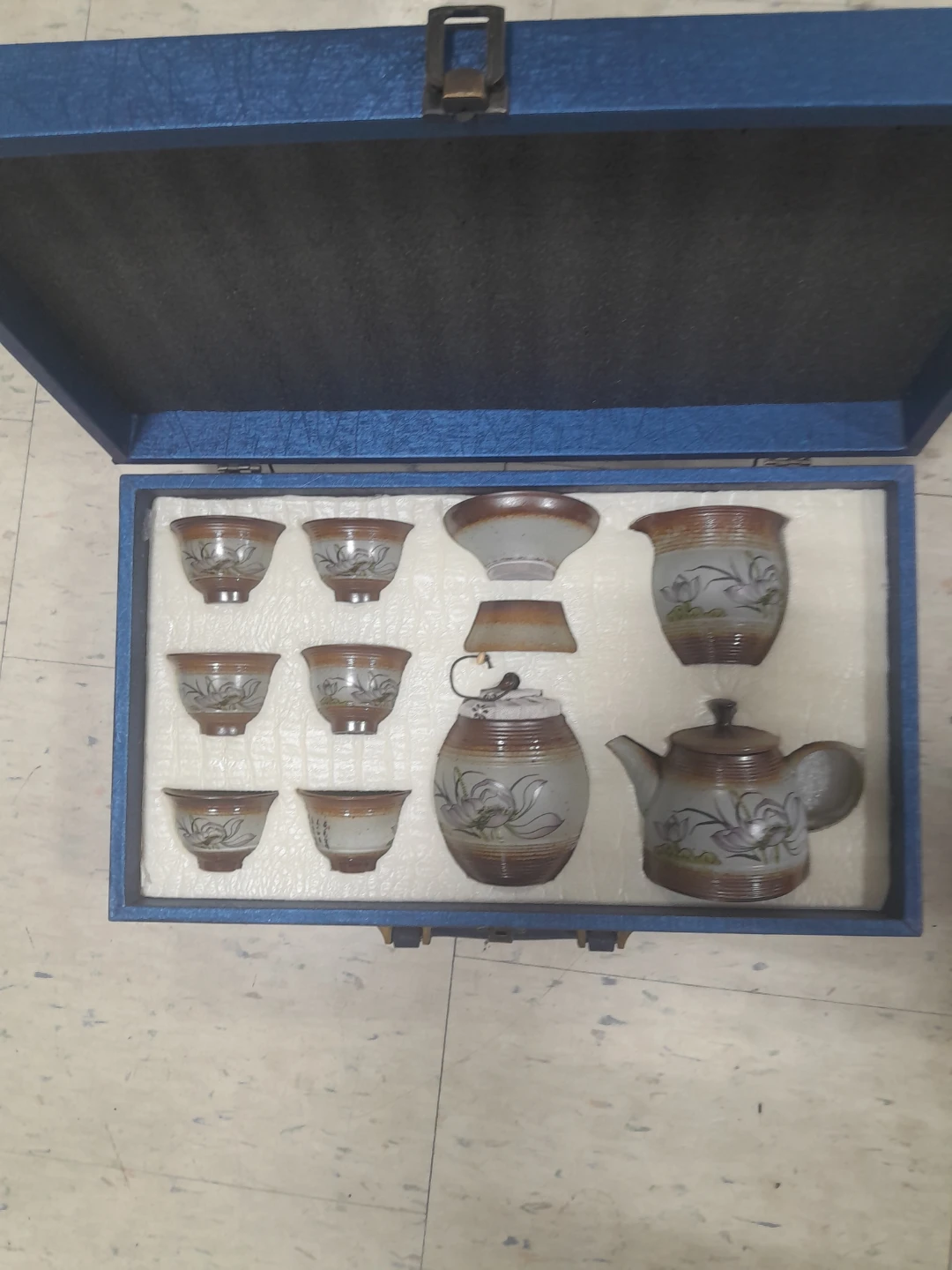 Ceramic Tea Set with Case
