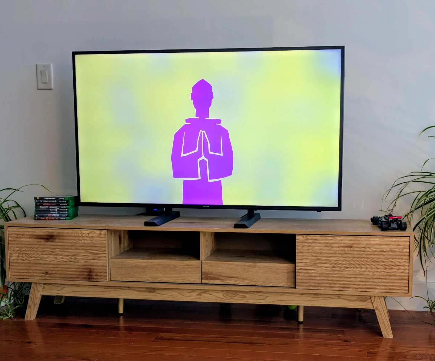 Samsung TV 55 inch(2017) + Tv Stand + TV console