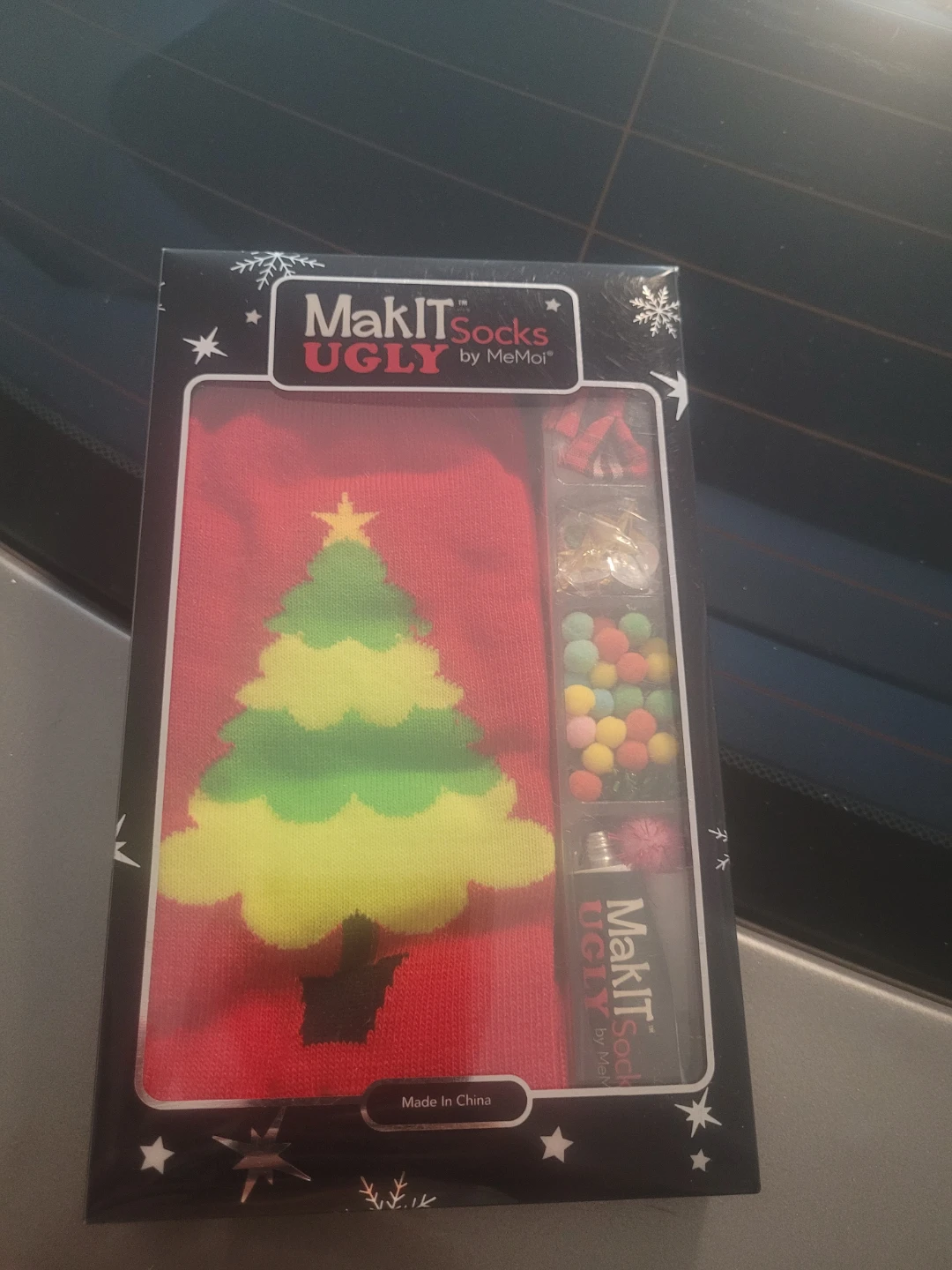 Make It Ugly Socks DIY Kit - Adult Small