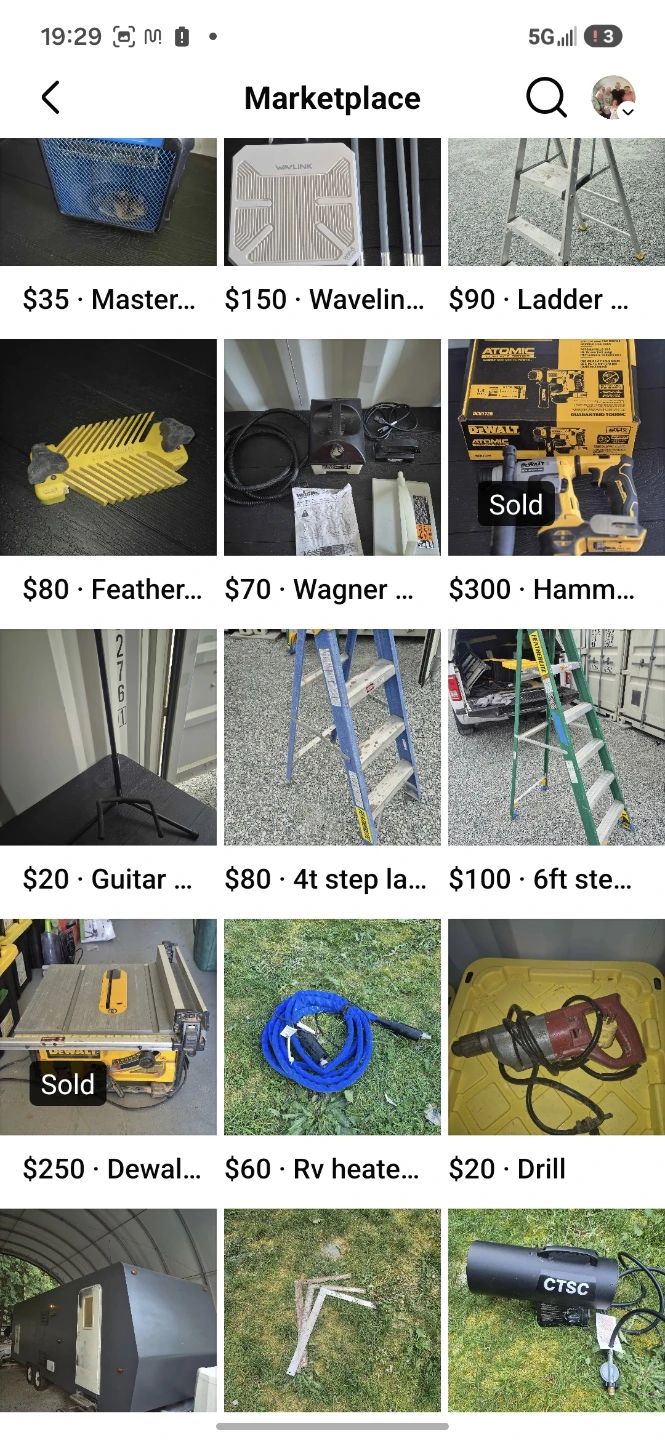 Moving sale