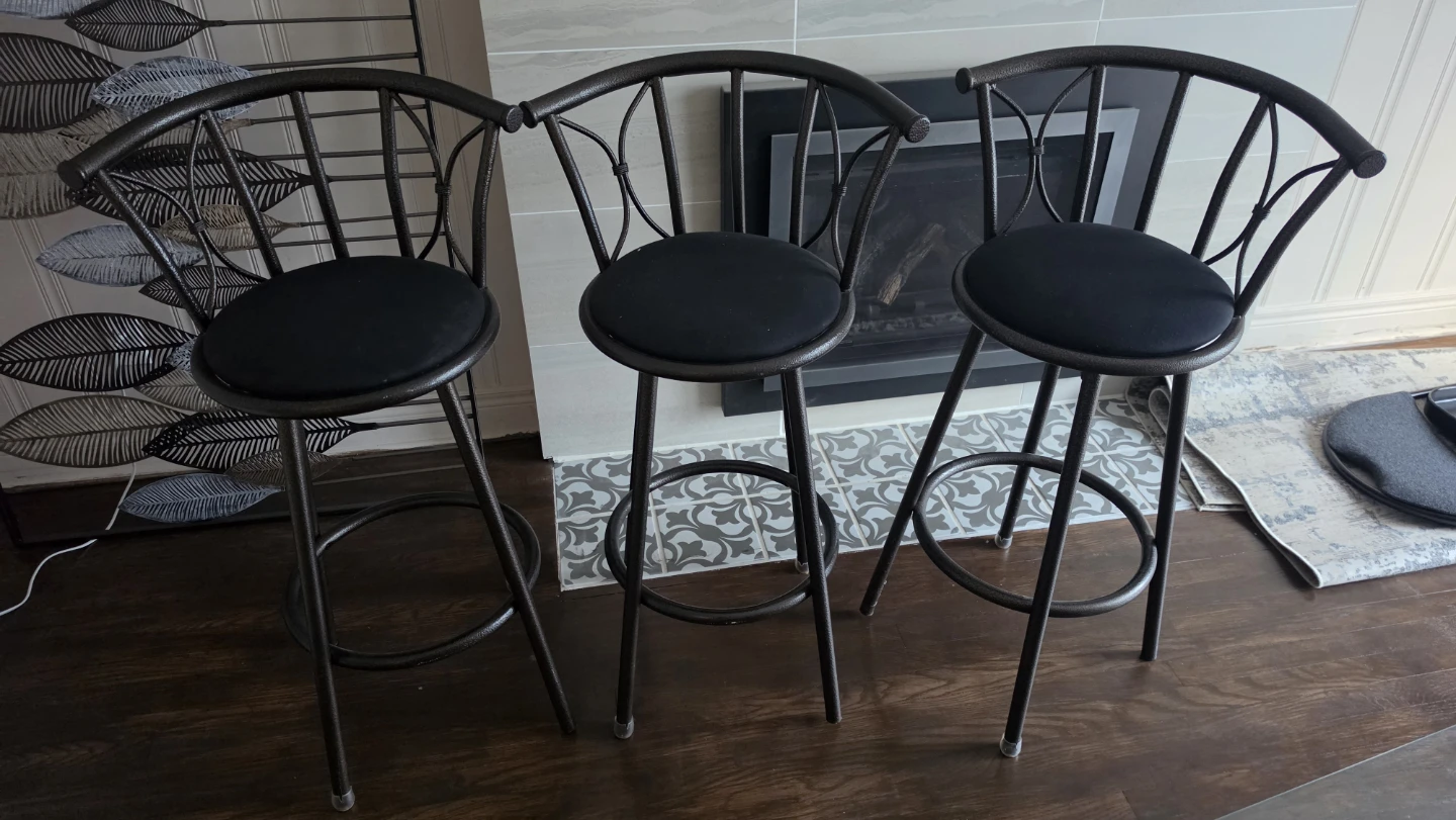 Set of 4 Swivel Bar Stools - Black