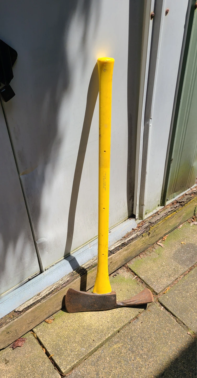 Pick Axe with Plastic Handle - Dig Trenches, Chop Roots, Etc. - photo 3