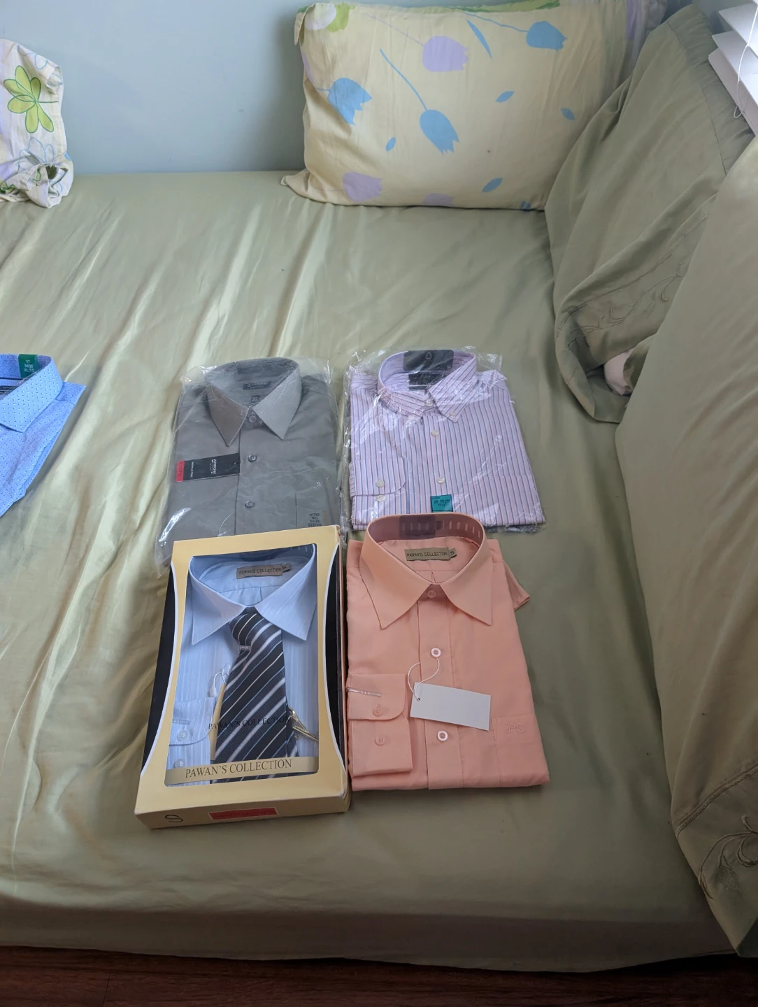 Pawan's Collection Dress Shirts and Tie $40