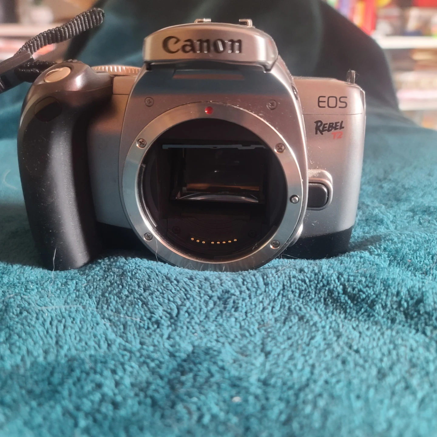 Canon EOS Rebel T2 Film Camera Kit - photo 3