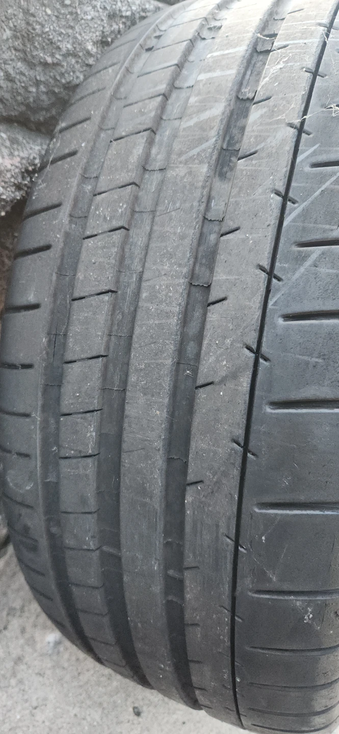 Bridgestone Blizzak 225/50R18 Snow Tires (Set of 4) - photo 4