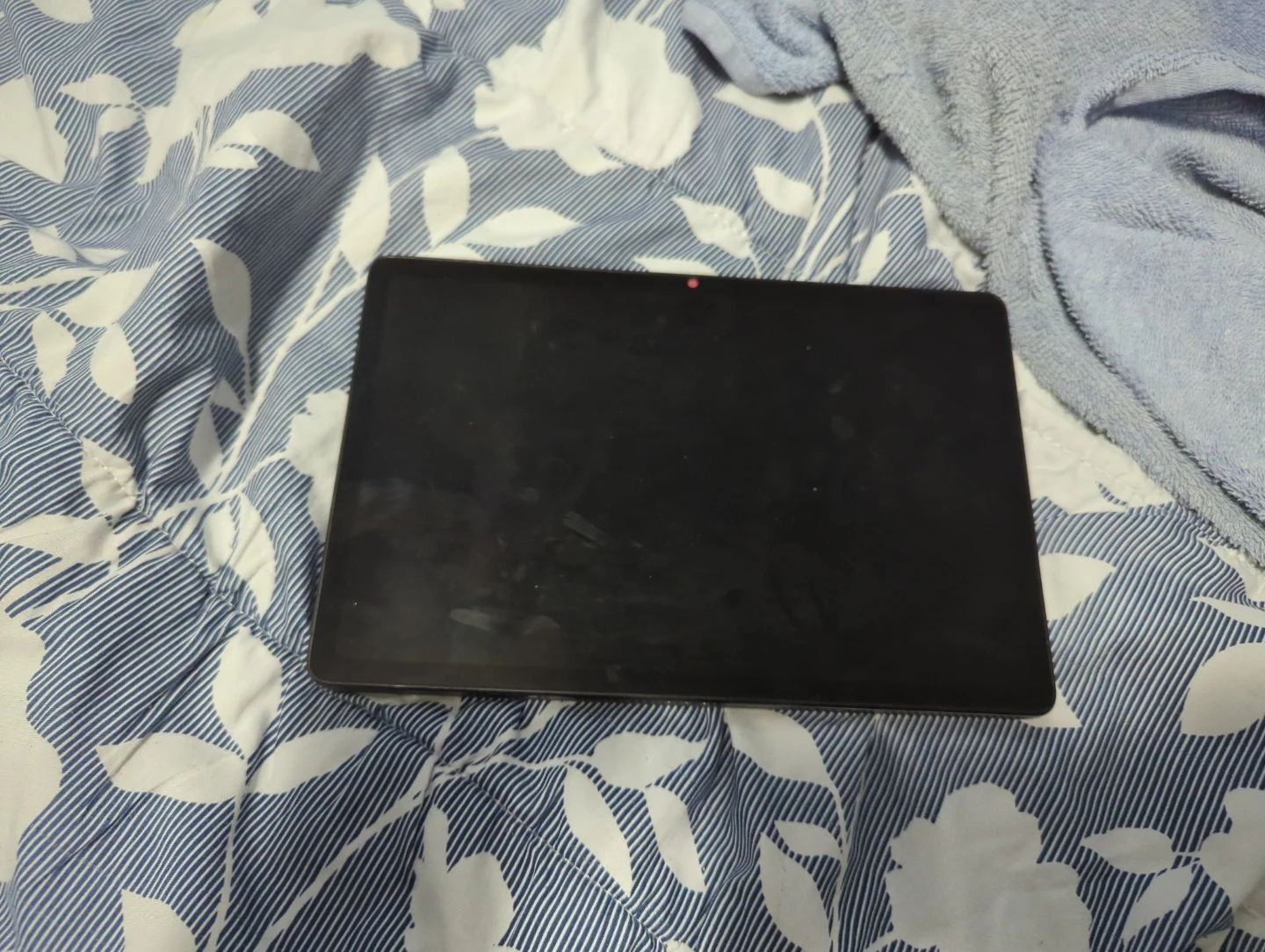 Lenovo Tab P11 with Keyboard and Pen