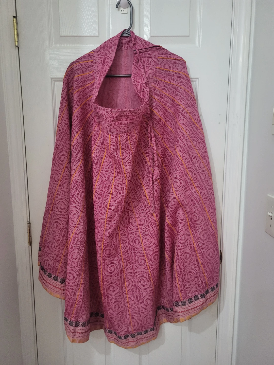 Pink patterned skirt - photo 2