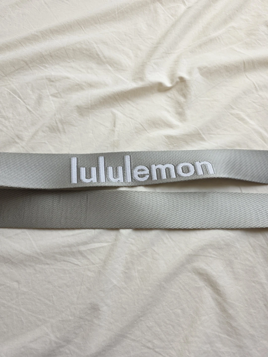 Lululemon Everywhere Belt Bag - Light Grey - photo 4