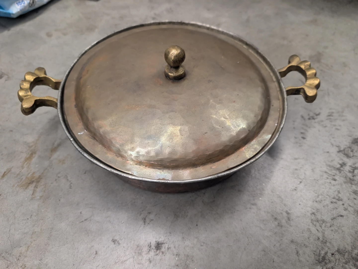 Hammered Metal Serving Dish with Lid Brass and Cooper - photo 2