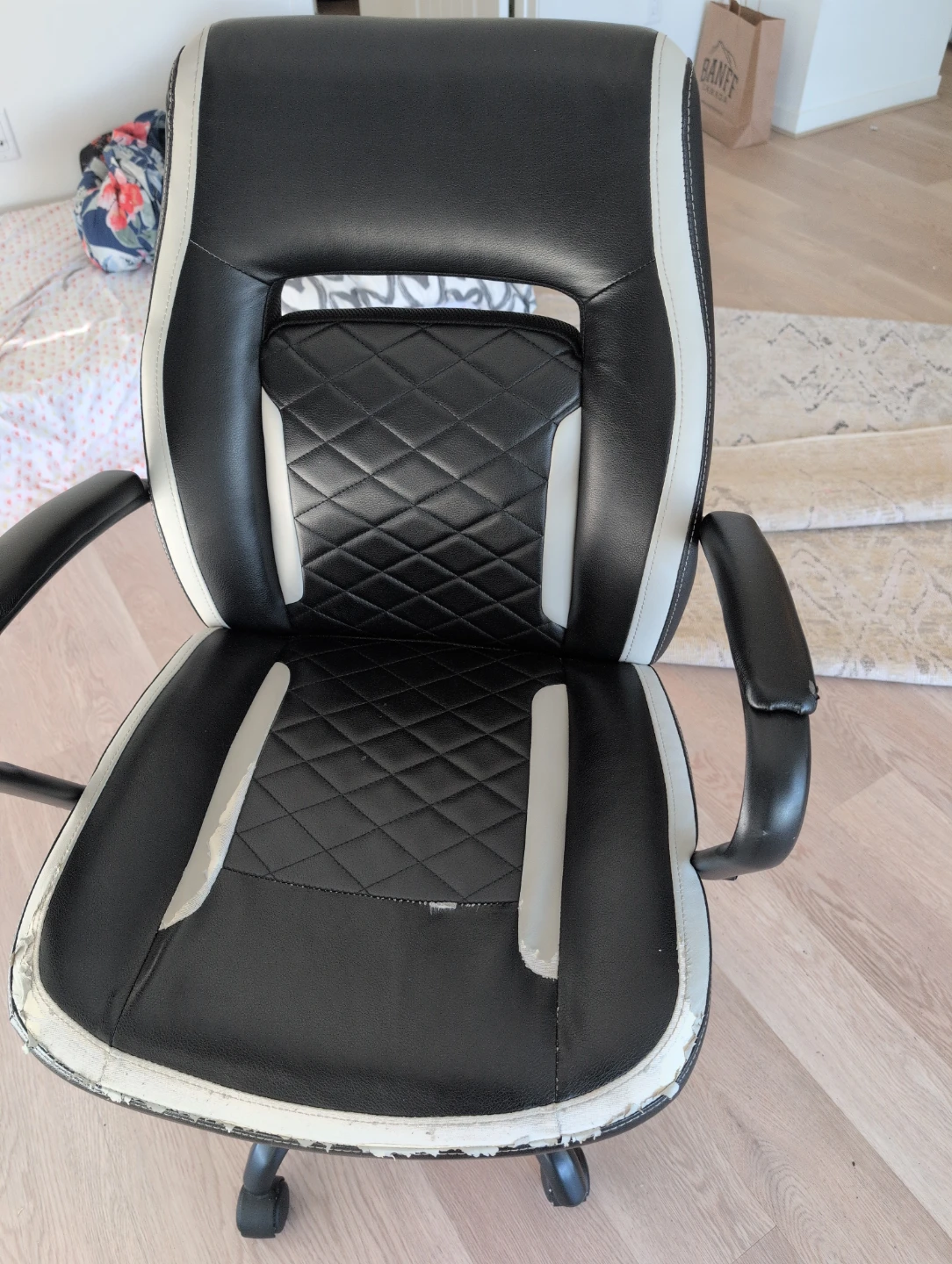 Gaming Chair - Black and White - photo 2