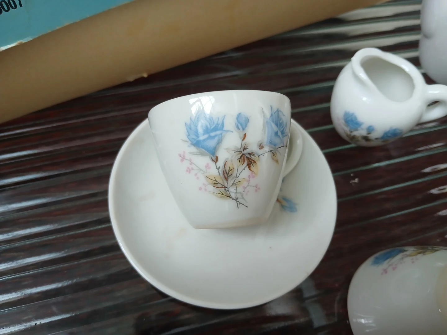 '60s Toy China Tea Set - photo 3