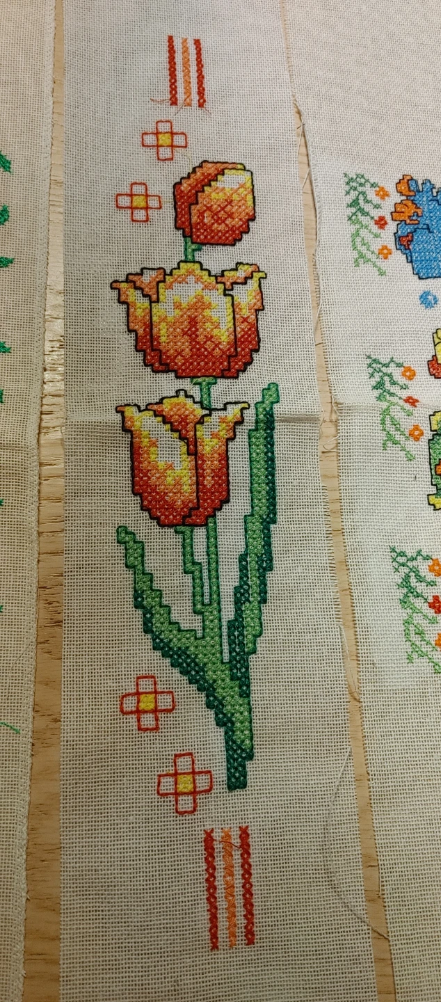6 strips of cross stitch embroidery - photo 3