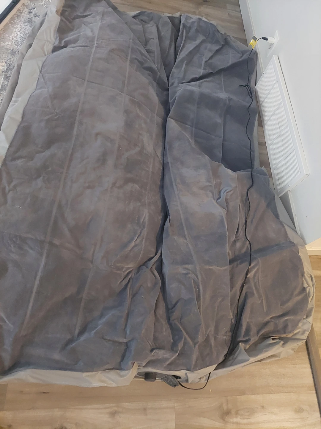 Moving Sale  Queen Size Air Mattress - photo 3