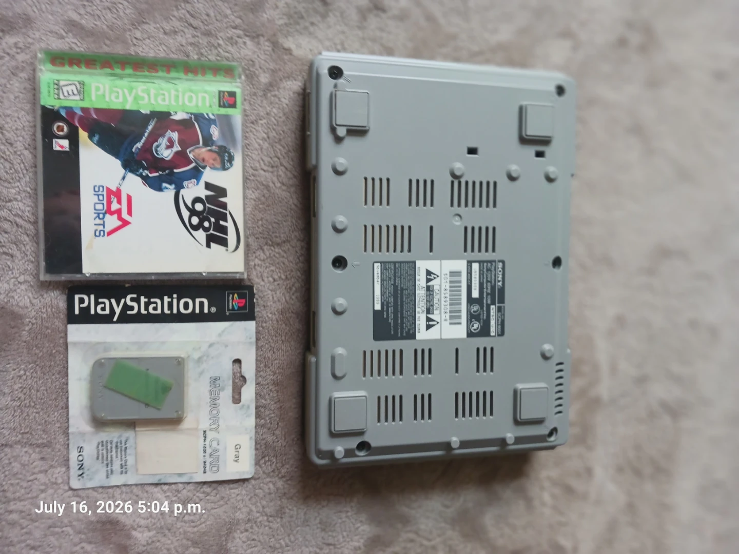 Sony PlayStation 1 Console Bundle with NHL 98 and Controllers - photo 3