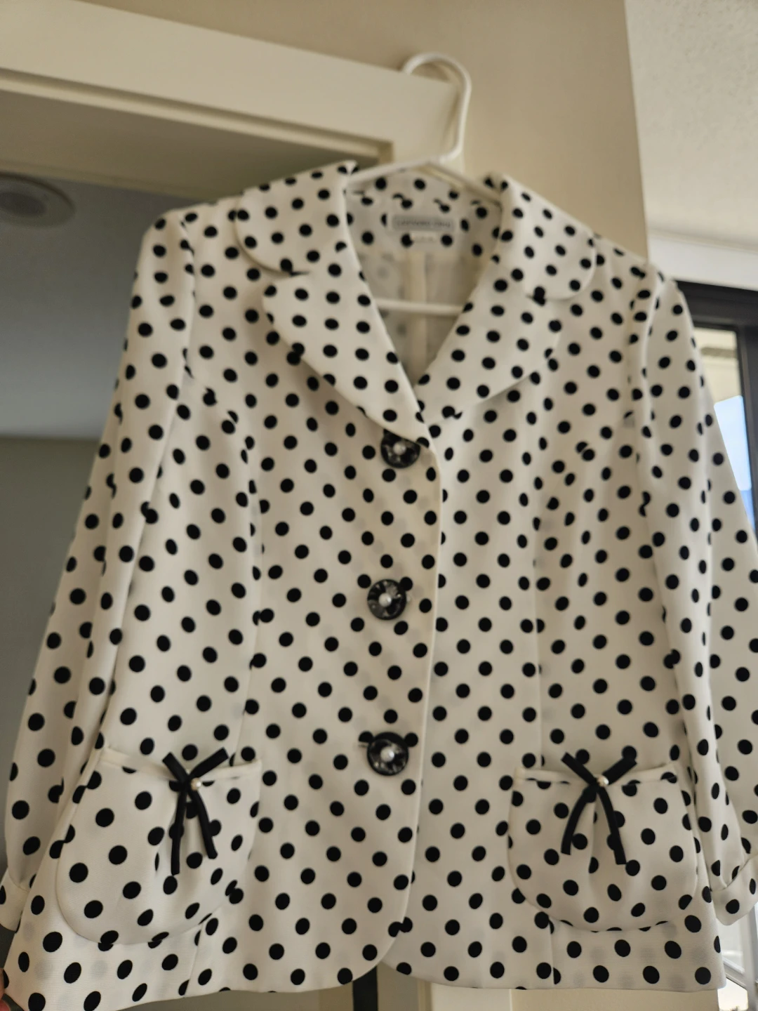 New White & Black Polka Dot Blazer Jacket (Korean Brand) - photo 4