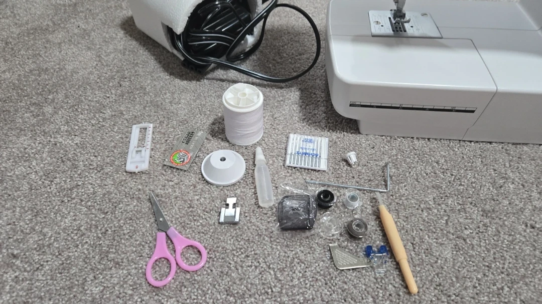Bernette Sew&Go 1 Sewing Machine - photo 3