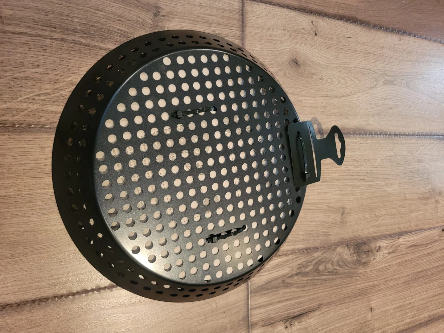 Mr. BBQ Grilling Skillet with Wooden Handle - photo 2