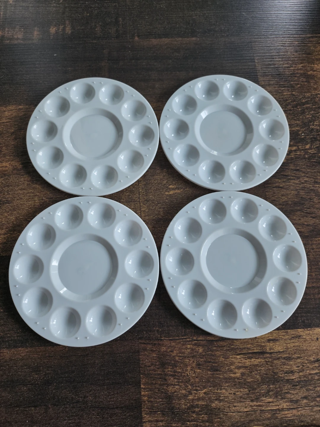 4 Pcs Round Plastic Paint Palette Tray