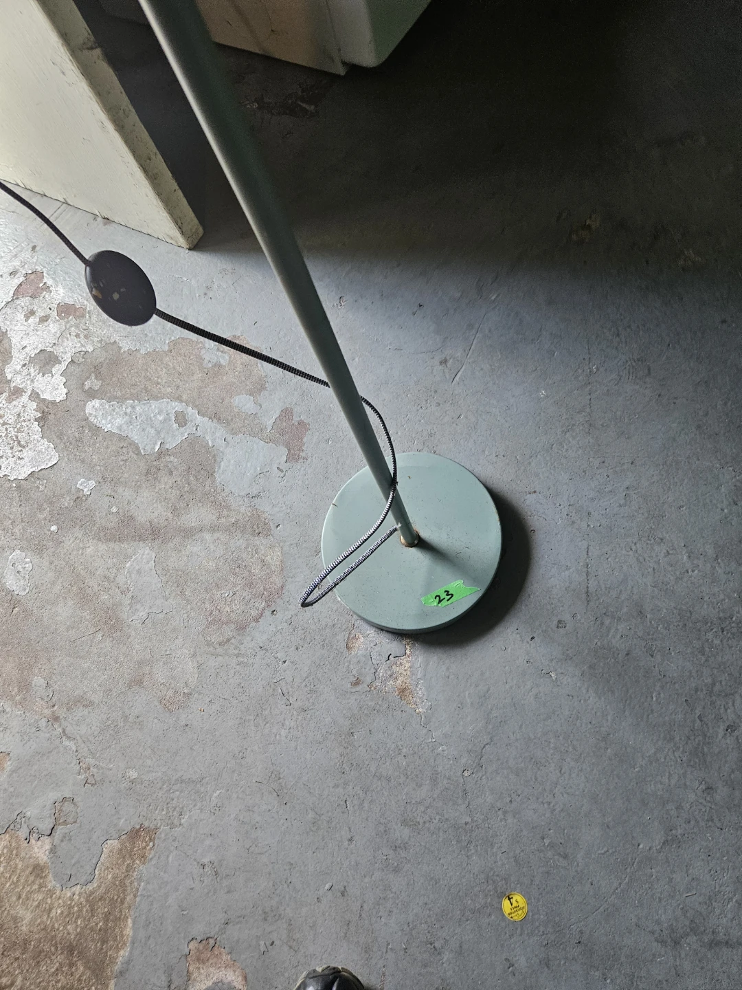 Adjustable Floor Lamp - photo 4