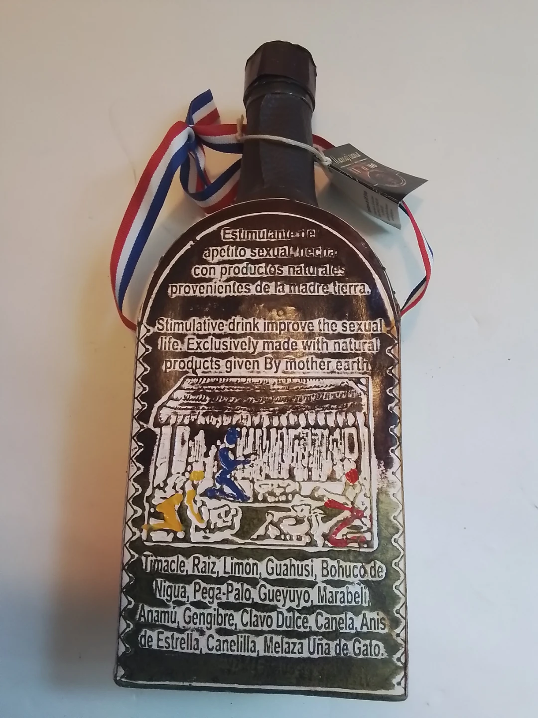 Vintage El Taíno Mamajuana Souvenir Bottle - photo 4