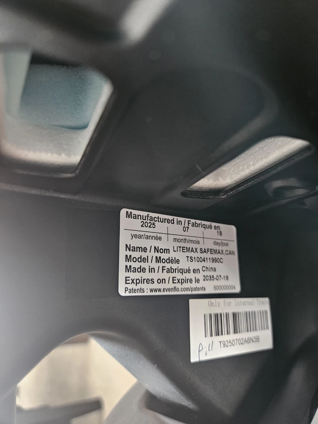 Evenflo LiteMax 30 Car Seat - photo 4