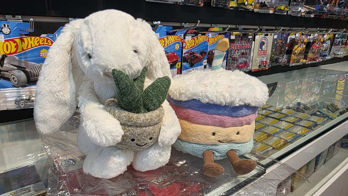 BNWT Jellycat cake or Bunny