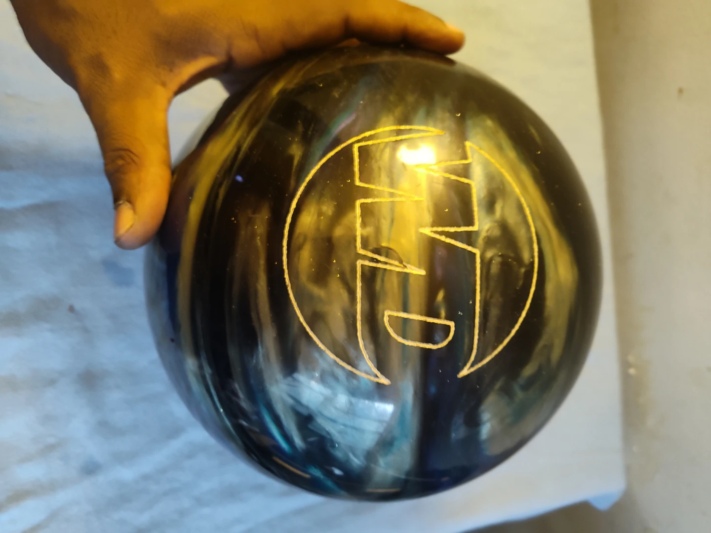 Columbia 300 Bowling Ball - photo 2