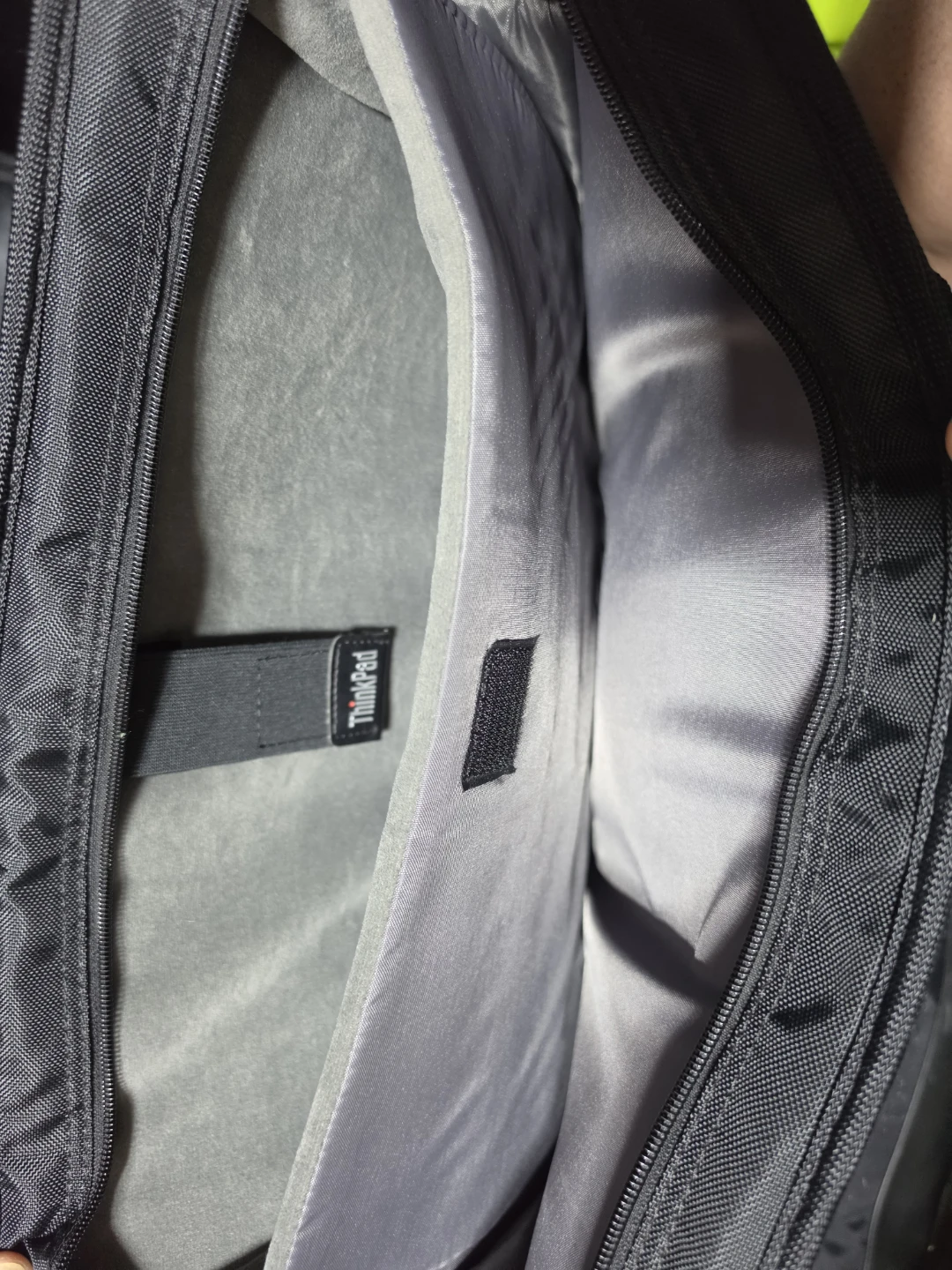 Lenovo ThinkPad Laptop Bag - photo 2