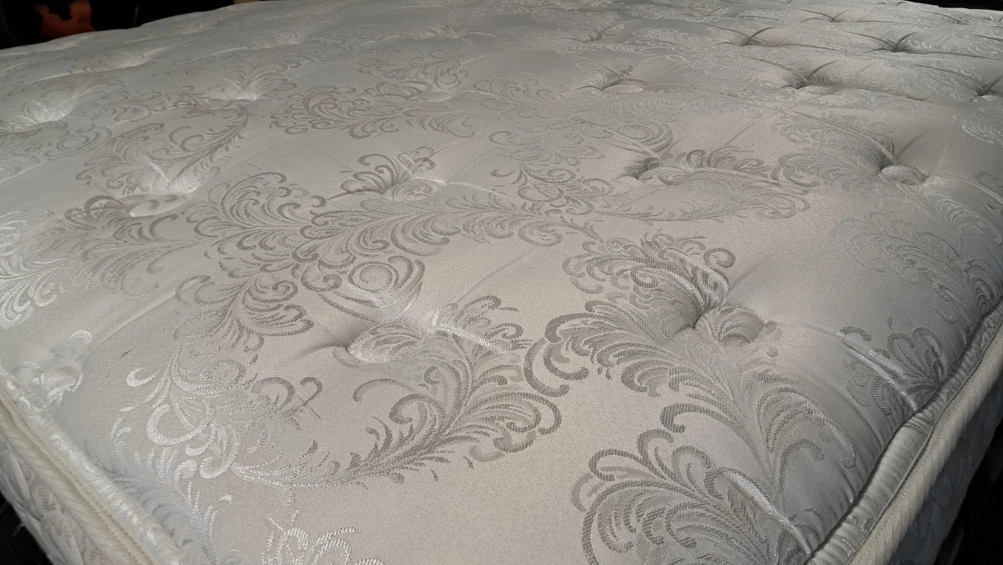FREE QUEEN MATTRESS - photo 2