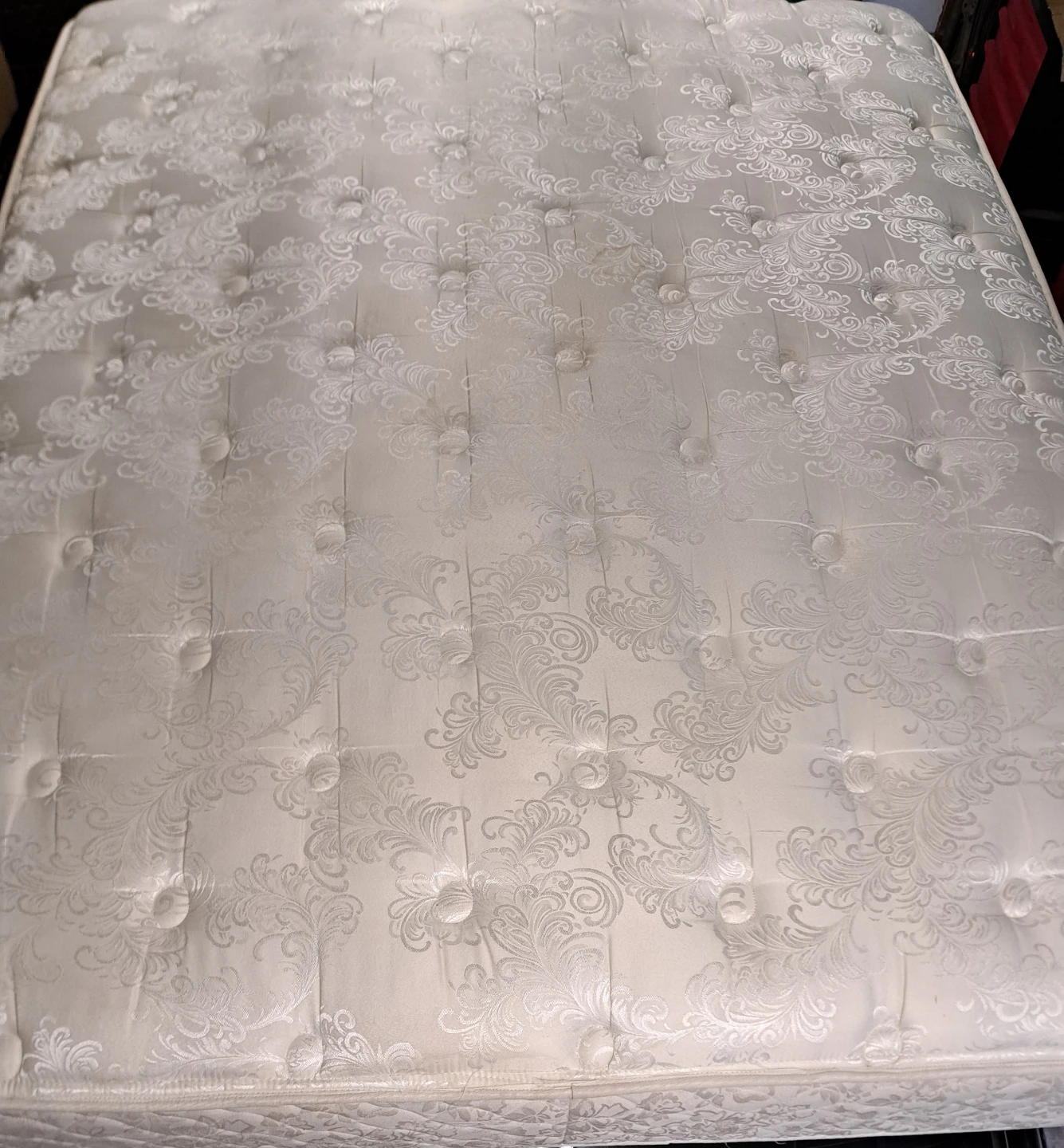 FREE QUEEN MATTRESS - photo 3