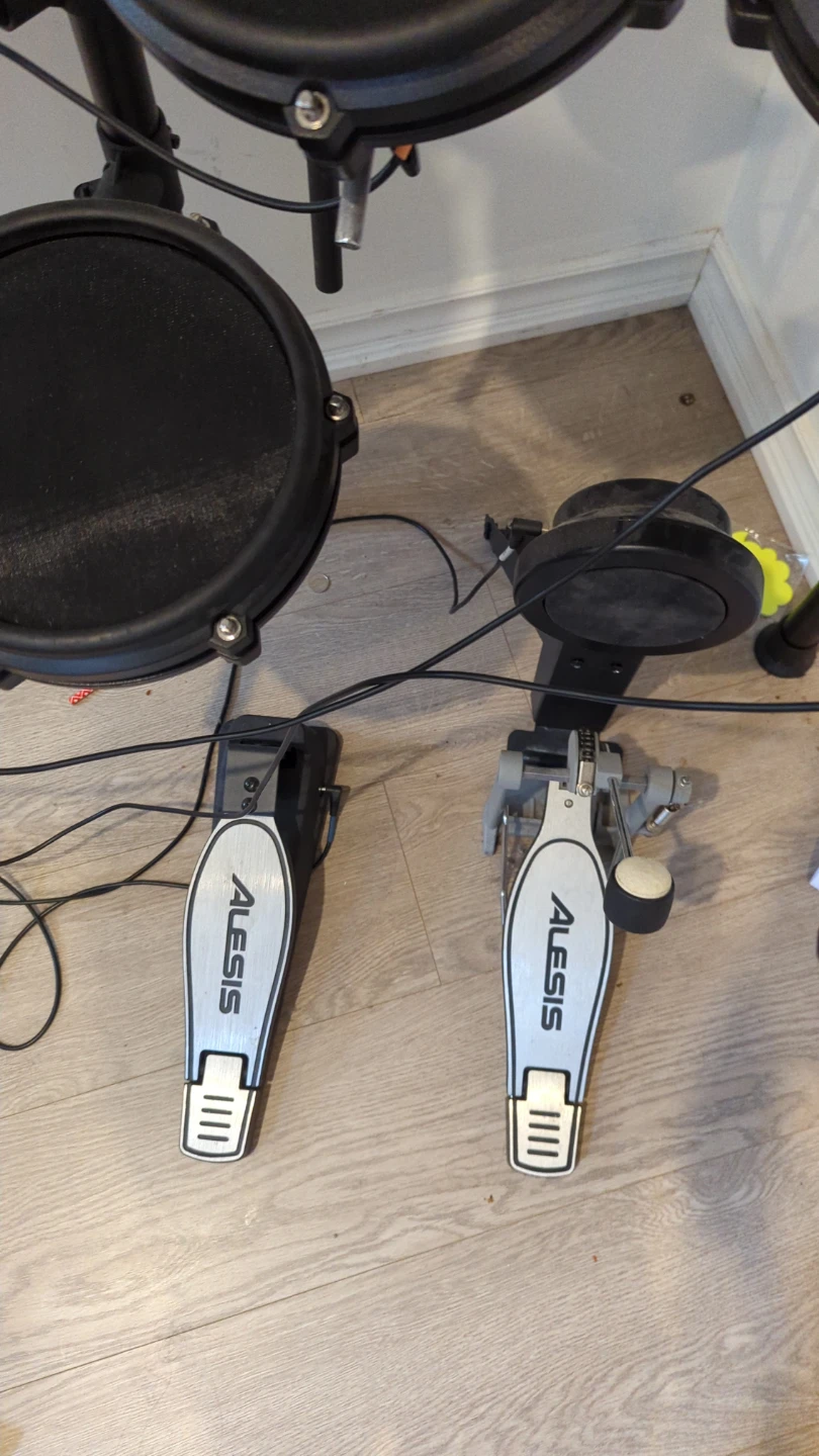 Alesis Nitro Mesh Kit Electronic Drum Set - photo 3