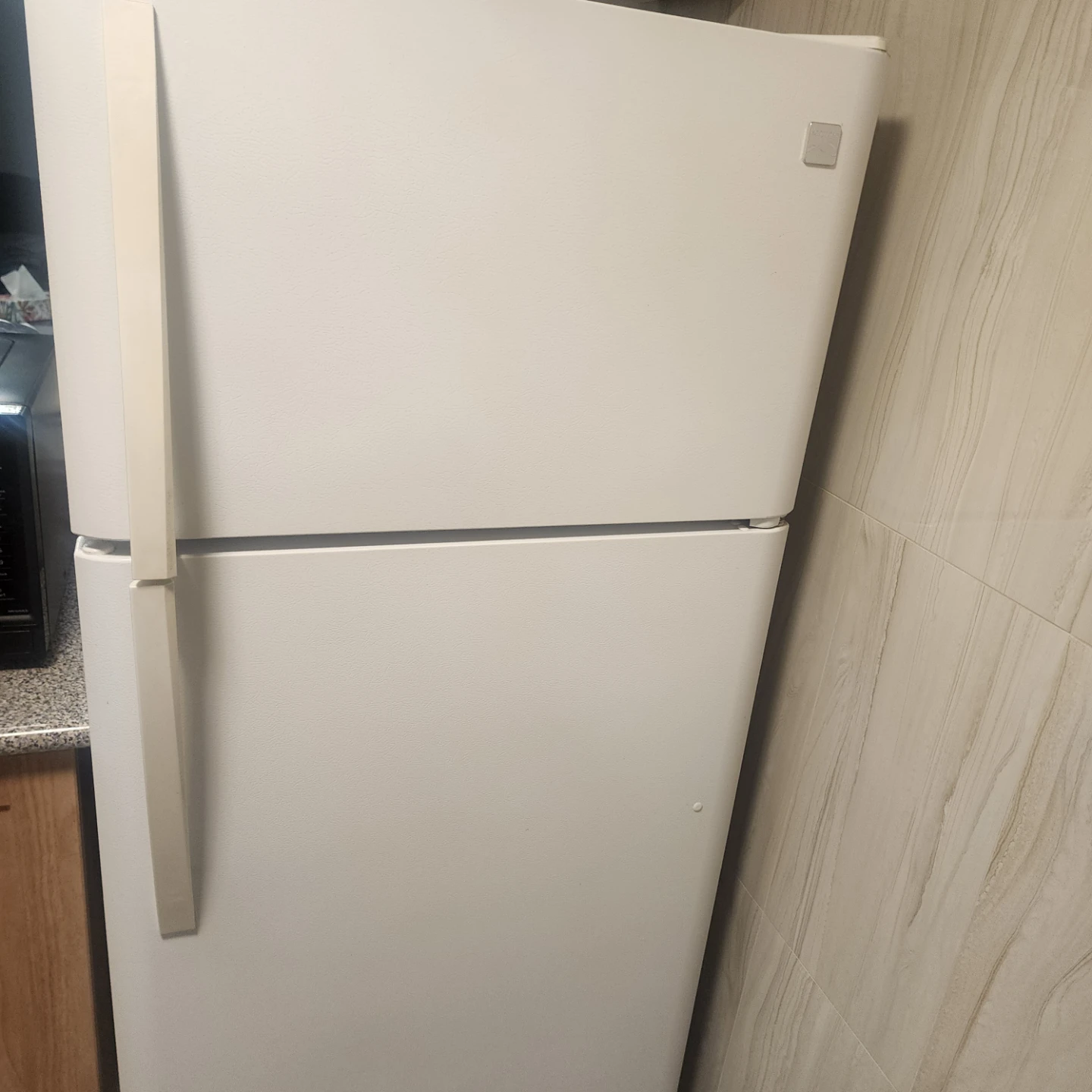 White Top-Freezer Refrigerator